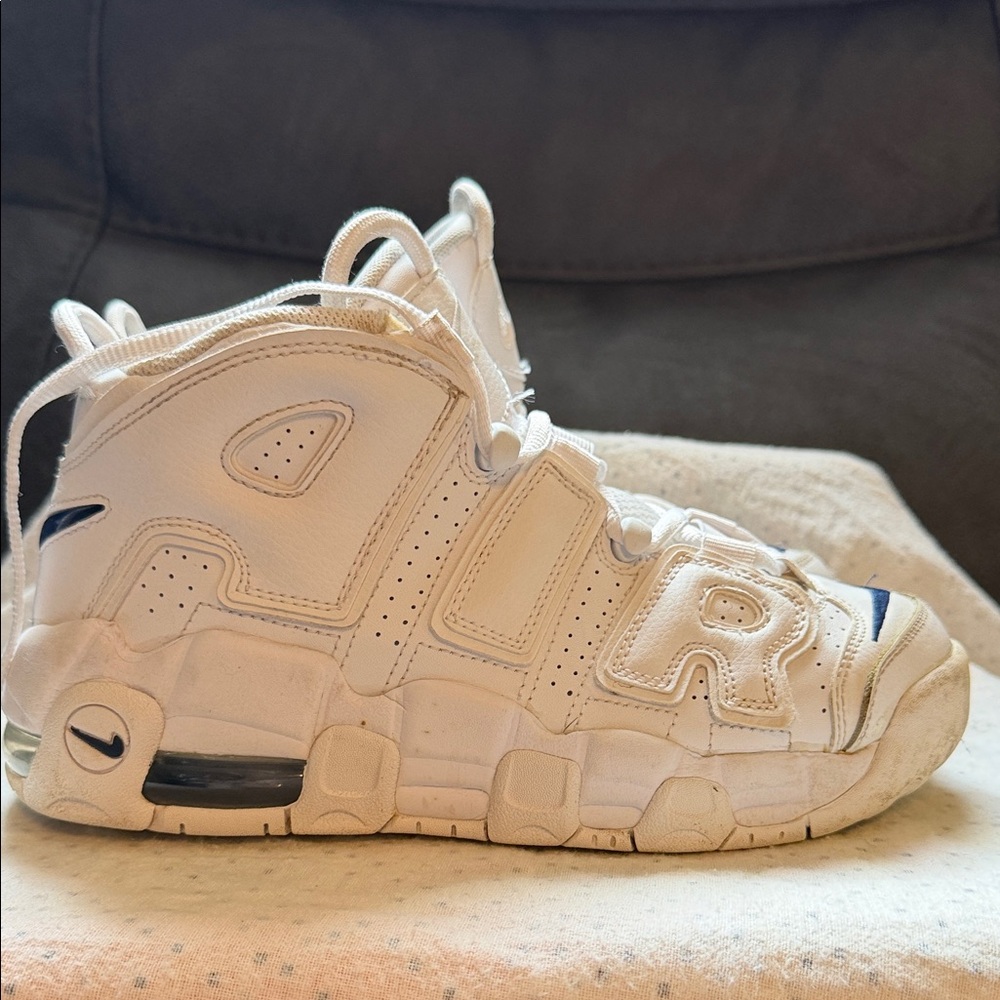 Nike Air More Uptempo Triple White GS
Size 6.5Y